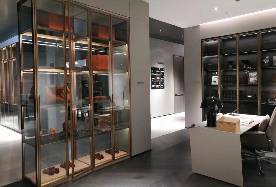 Door Wall Window Real Shot Photos - أولي كاستوم Real Installation