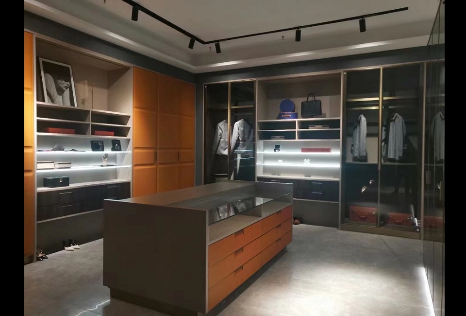 Bedroom Real Shot Photos - OLEE Custom Real Installation